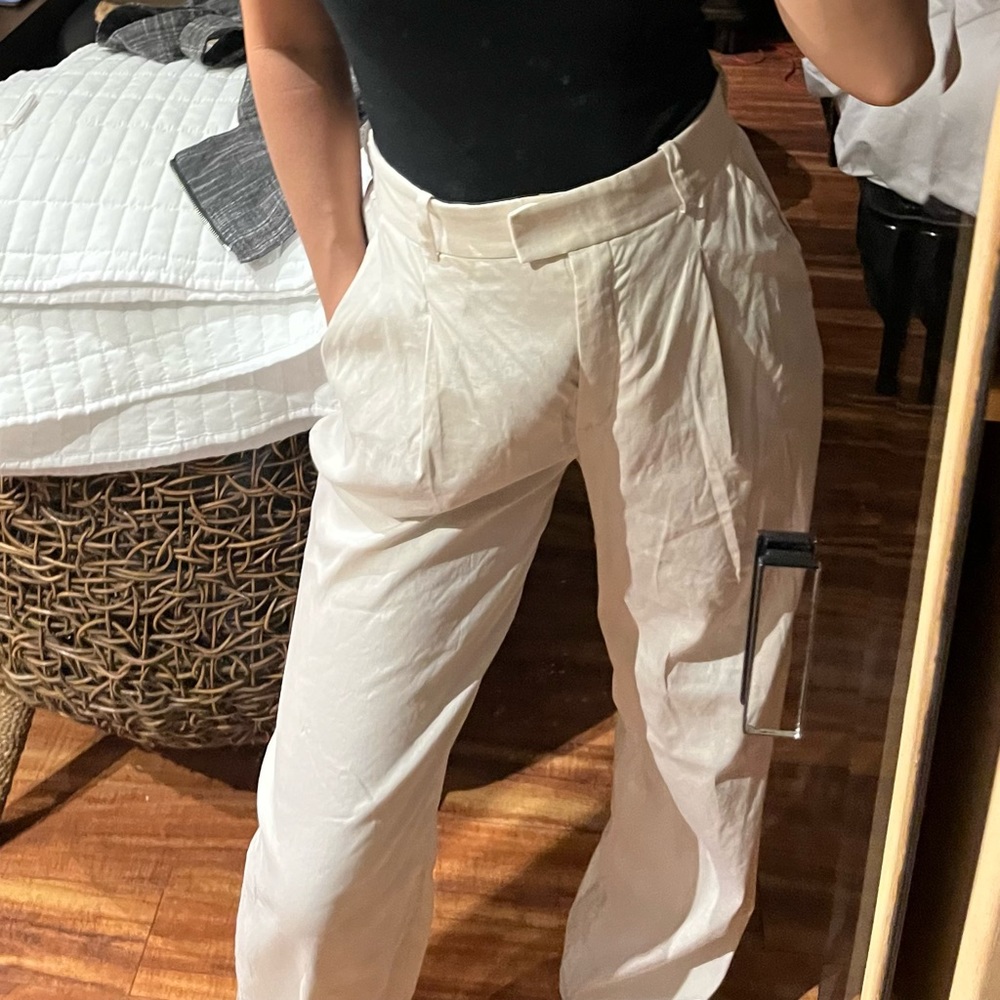 Aritzia | light trousers